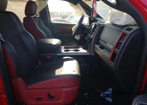 2016 Ram 1500 Rebel из США, поврежденный, VIN 1C6RR7YTXGS375095